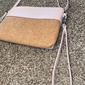 Multi use cross body bag or clutch!!